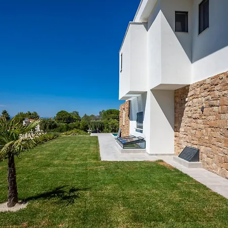 Apartment Alfie Luxury With Private Pool