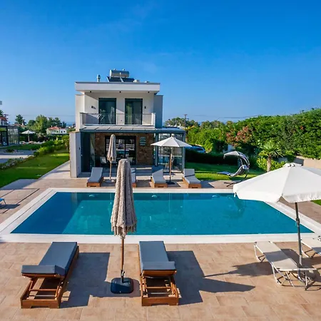 Apartment Alfie Luxury With Private Pool Pefkochori