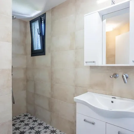 Alfie Luxury With Private Pool Pefkochori