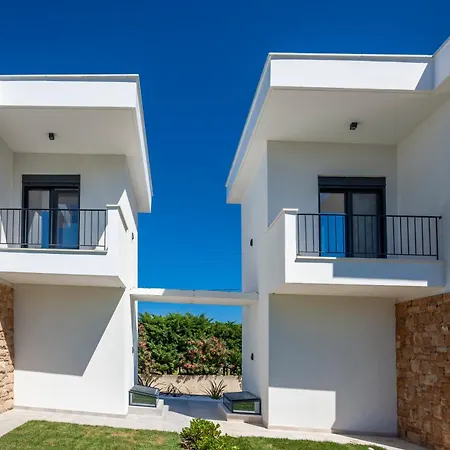 Alfie Luxury With Private Pool Pefkochori