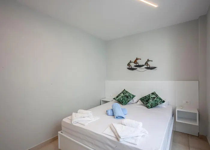 Alfie Luxury With Private Pool *