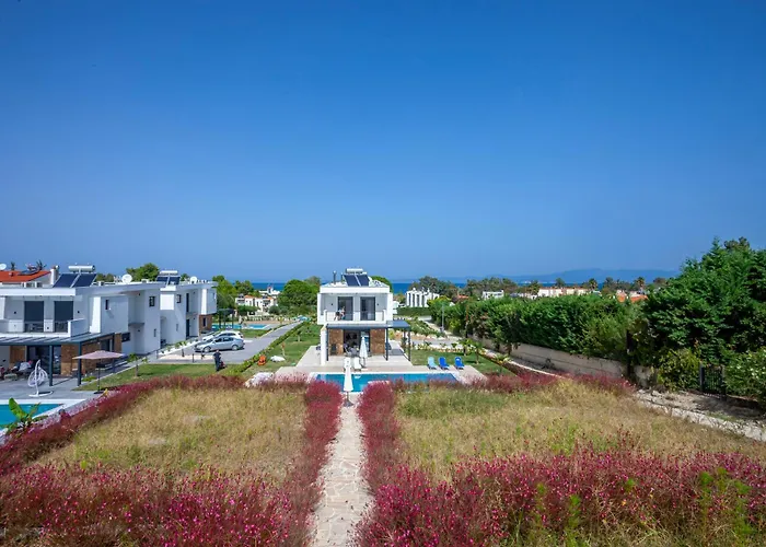 Alfie Luxury With Private Pool Pefkochori