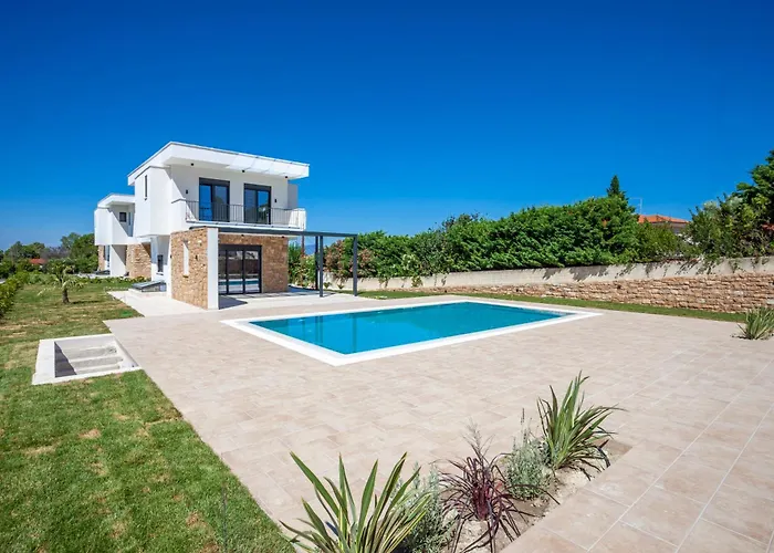 Alfie Luxury With Private Pool Daire *